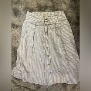 A new Day Maxi Skirt. Only worn once. Very good condition. Size Large.